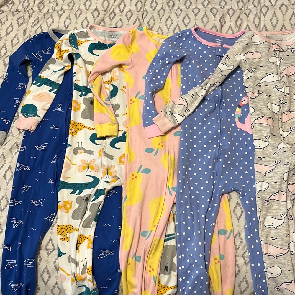 Lot of 5 4t footless, one piece pajamas